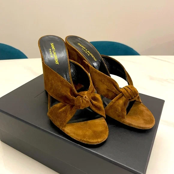 Saint Laurent Loulou Knot Slide Sandal - Picture 2 of 7